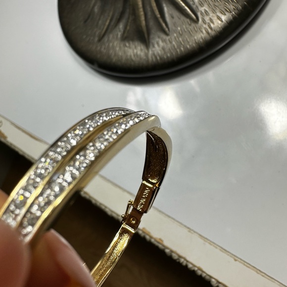 Swarovski gold bracelet with crystals - Picture 3 of 4